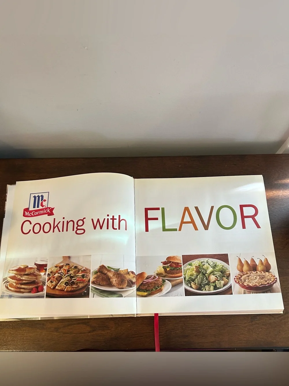 McCormick Cooking With Flavor Hardcover Cookbook Time Inc 2007 Amazing Condition